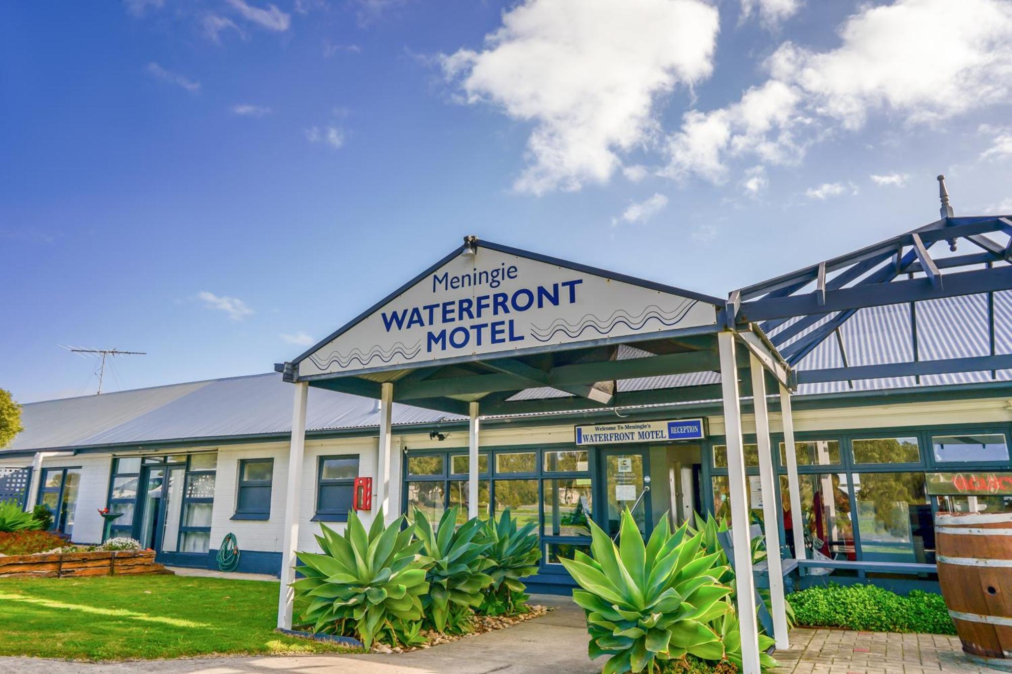 Meningie Waterfront Motel Exterior photo